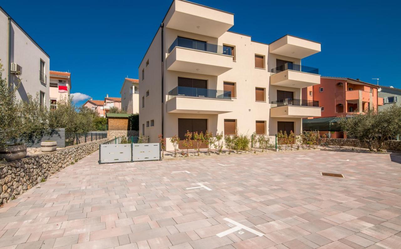 Apartments Sunrise Krk Krk Town Esterno foto